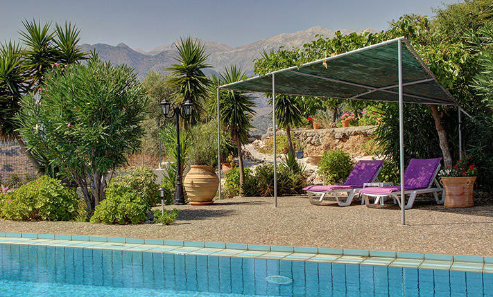 LUXURY PROPERTY ON A HILLTOP