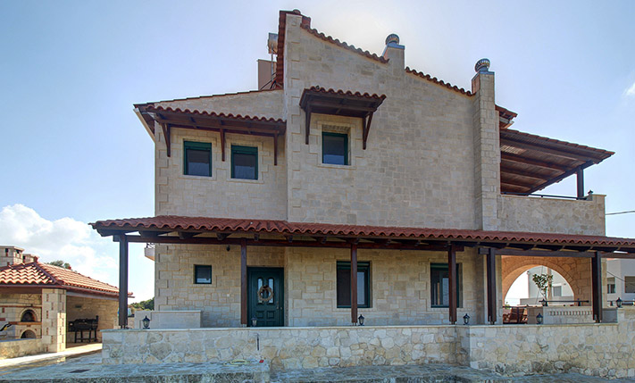 QUALITY DETACHED STONE HOUSE WITH SEA VIEWS