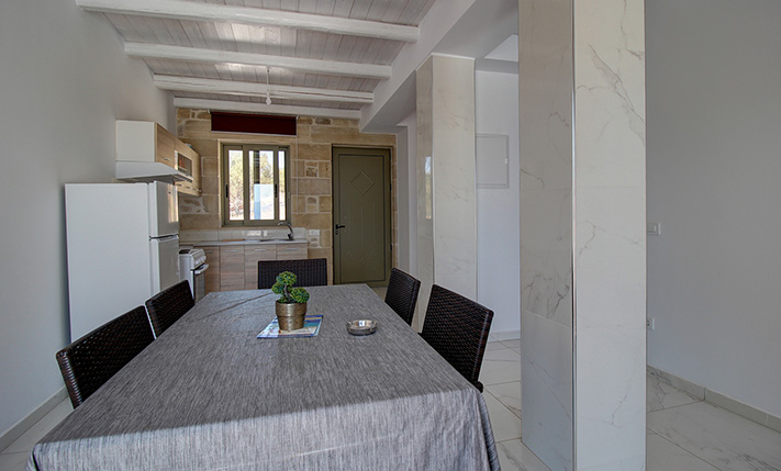 3 MAISONETTES WITH A POOL, GARDEN & SEA VIEWS