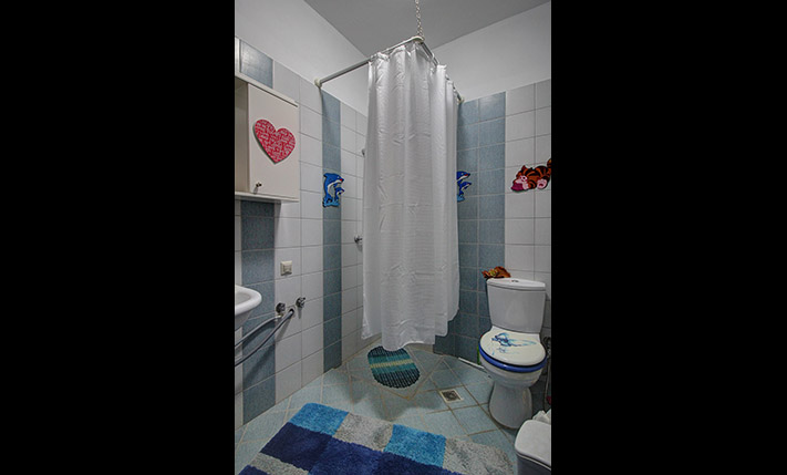 ΜΕΓΑΛΗ ΜΟΝΟΚΑΤΟΙΚΙΑ 10' ΑΠΟ ΤΟ ΚΕΝΤΡΟ