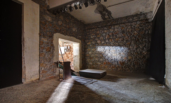 HISTORISCHE ÖLPRESSE, PERFEKT FÜR ÜBERNACHTUNGEN