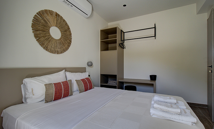 ΜΕΓΑΛΗ ΜΟΝΟΚΑΤΟΙΚΙΑ ΜΕ ΠΙΣΙΝΑ & ΘΕΑ ΘΑΛΑΣΣΑ