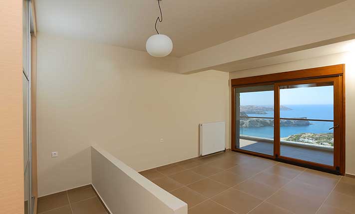 PRIME PROPERTY WITH VIEWS NEAR HERAKLION