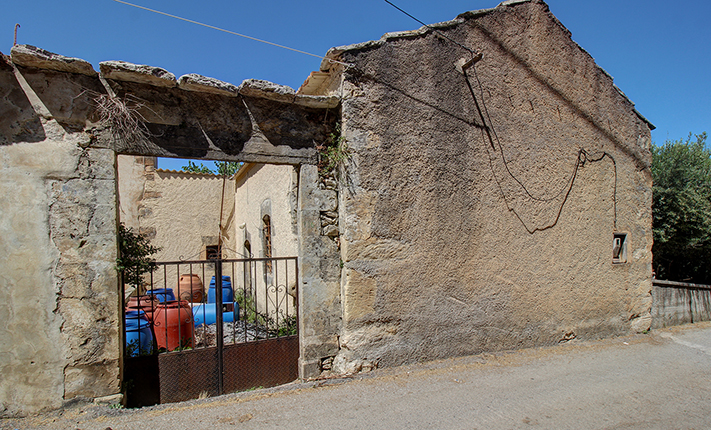 SINGLE-LEVEL VILLAGE HOUSE ON A SPACIOUS PLOT