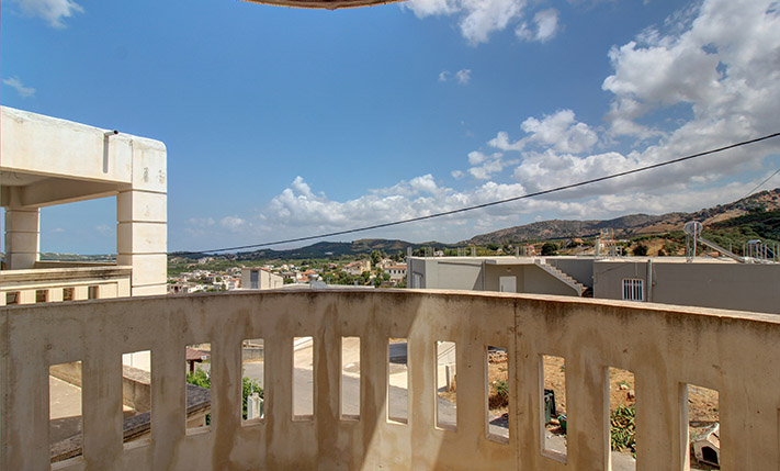 UNFINISHED PENTHOUSE APARTMENT NEAR CHANIA