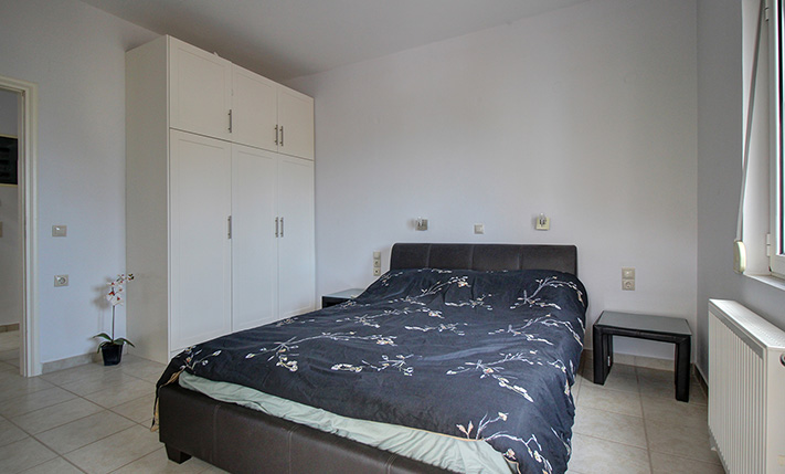 DETACHED HOUSE WITH A PRIVATE GARDEN & SEA VIEWS