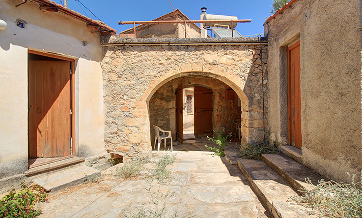 ΠΟΛΛΟΙ ΧΩΡΟΙ ΚΑΤΑΛΛΗΛΟΙ ΓΙΑ ΞΕΝΩΝΑ