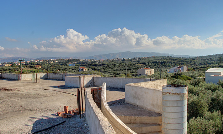 ΜΕΓΑΛΟ ΗΜΙΤΕΛΕΣ ΚΤΙΣΜΑ 7 ΔΙΑΜΕΡΙΣΜΑΤΩΝ
