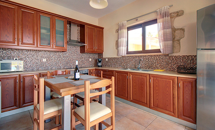 A PLATEAU WITH SECURED SEA VIEWS