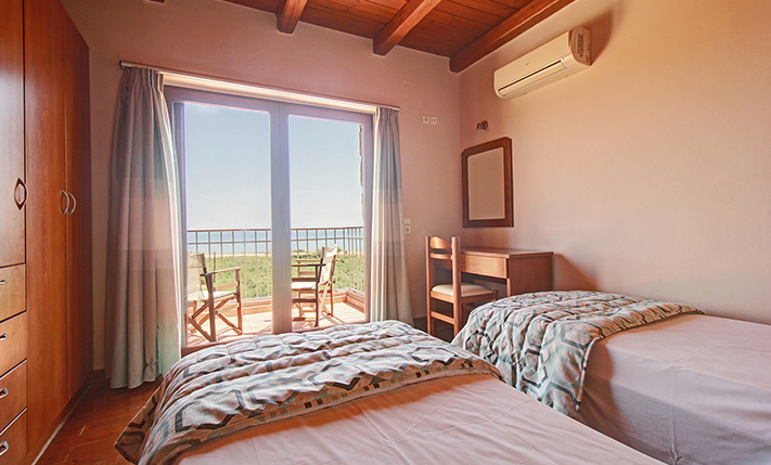 A PLATEAU WITH SECURED SEA VIEWS