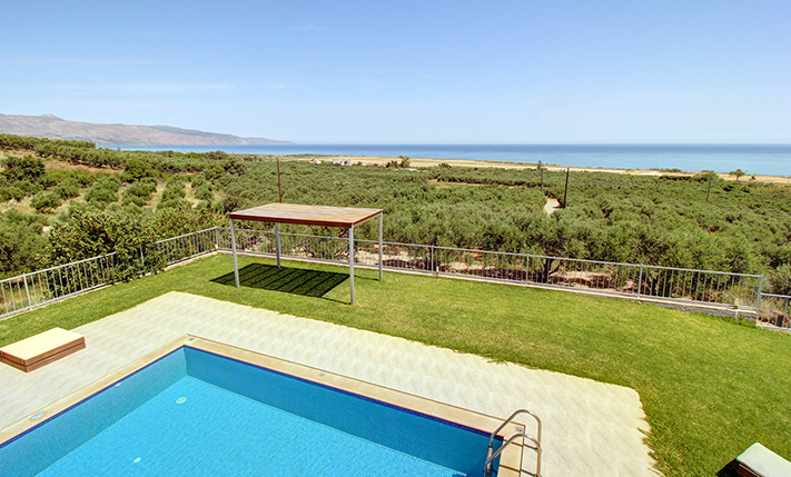 A PLATEAU WITH SECURED SEA VIEWS