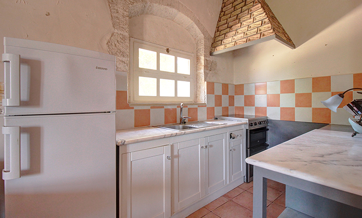 ΠΑΡΑΔΟΣΙΑΚΗ ΔΙΩΡΟΦΗ ΟΙΚΙΑ ΣΤΟ ΚΕΝΤΡΟ ΤΟΥ ΒΑΜΟΥ