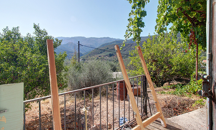 UNDENIABLE POTENTIAL ON SPACIOUS PLOT WITH VIEWS