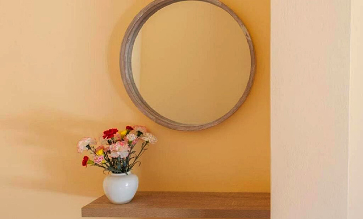 QUALITY BUILDING ON A PLATEAU IN THE MOUNTAINS