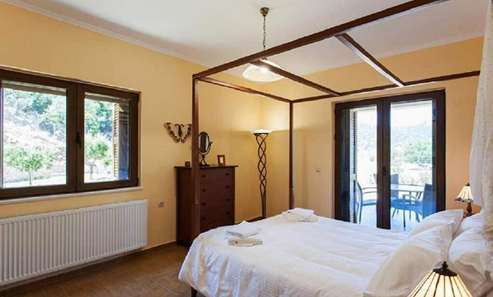 QUALITY BUILDING ON A PLATEAU IN THE MOUNTAINS