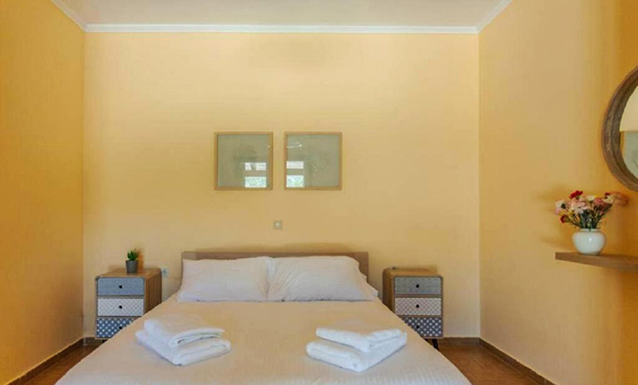 QUALITY BUILDING ON A PLATEAU IN THE MOUNTAINS