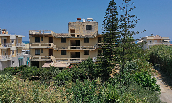 MIXED-USE BUILDING OF 9 APTS & RETAIL SPACE