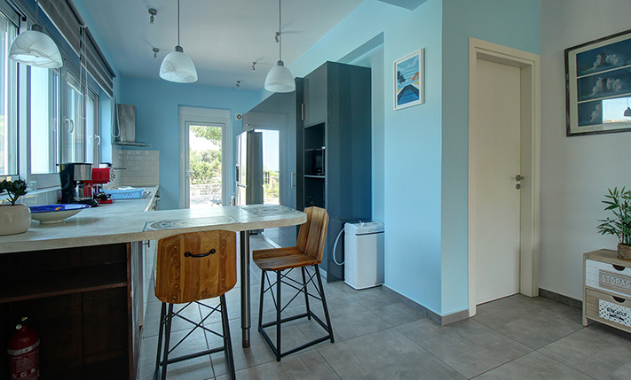 SEA VIEWS & SPACIOUS LAND & INTERIOR