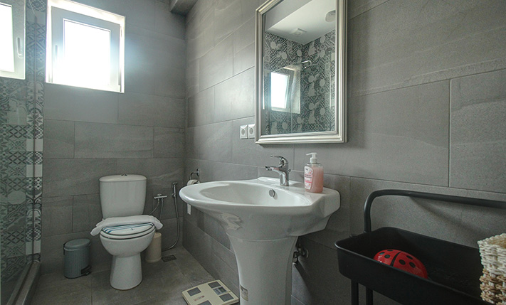 MEERBLICK & WEITLÄUFIGES LAND & INTERIEUR