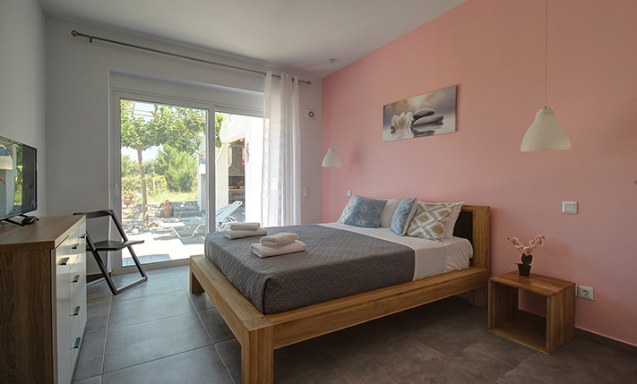 SEA VIEWS & SPACIOUS LAND & INTERIOR