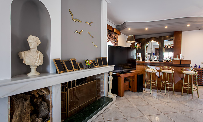 NEAR THE BEACH WITH UNOBSTRUCTED VIEWS