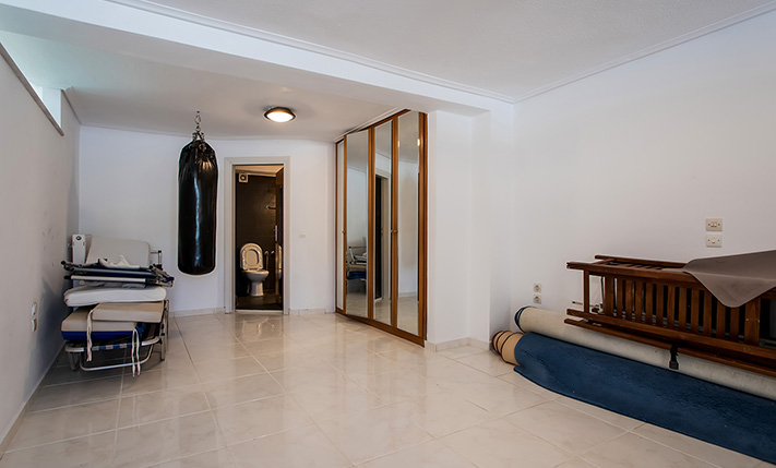 NEAR THE BEACH WITH UNOBSTRUCTED VIEWS