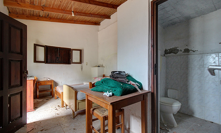 ΠΑΛΑΙΟ ΚΤΗΡΙΟ 21 Δ/ΤΩΝ ΚΟΝΤΑ ΣΤΗ ΘΑΛΑΣΣΑ