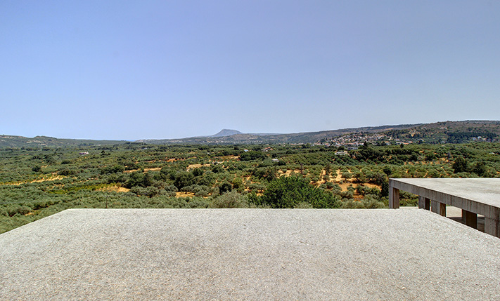 TWO UNFINISHED HOUSES WITH STUNNING VIEWS