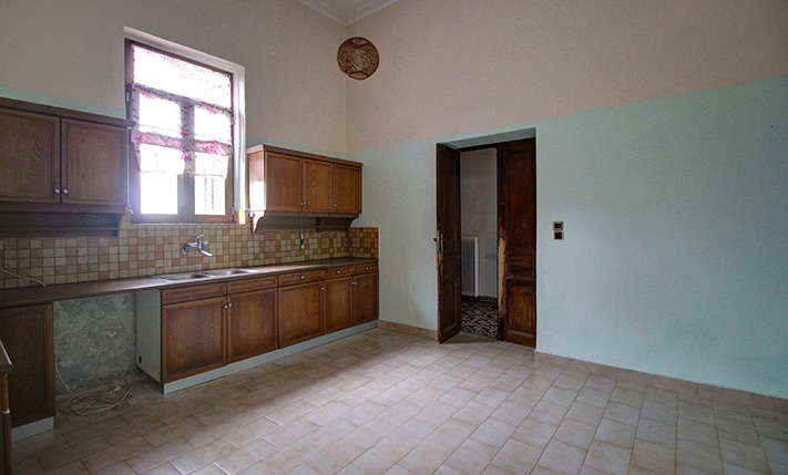 DETACHED HOUSE WITH A GARDEN NEAR MARATHI