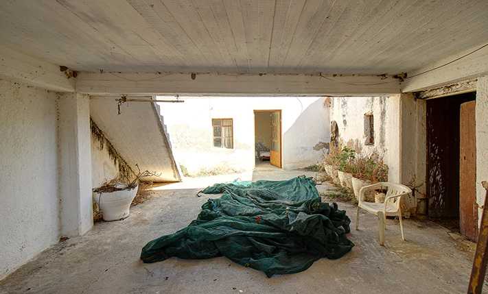 WITH ENCLOSED COURTYARD ON THE WAY TO ELAFONISI