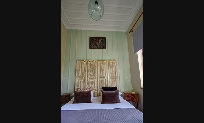 BRIGHT TOWNHOUSE IN CENTRAL RETHIMNON