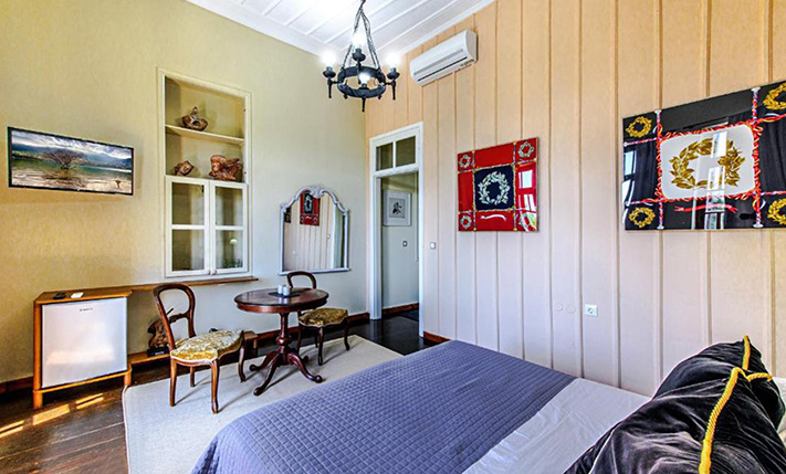 BRIGHT TOWNHOUSE IN CENTRAL RETHIMNON