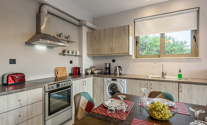 LUXURIOUS BUILDING OF 2 SPACIOUS APARTMENTS