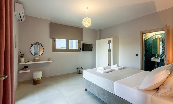 LUXURIOUS BUILDING OF 2 SPACIOUS APARTMENTS