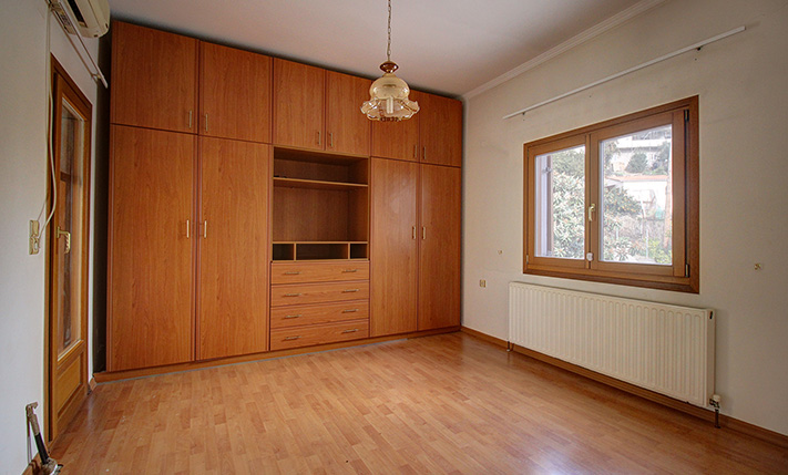 LUXURIOUS BUILDING OF 2 SPACIOUS APARTMENTS