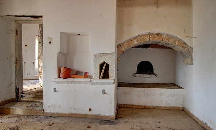 GROUND FLOOR VILLAGE HOUSE ON A SPACIOUS PLOT