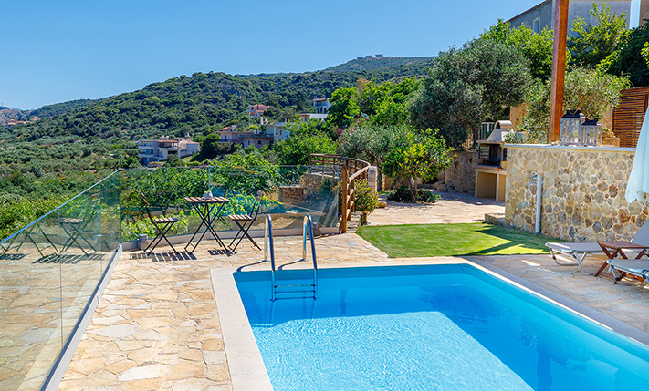 RESTORED STONE HOUSE WITH PANORAMIC VIEWS