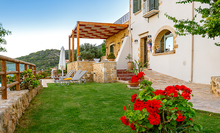 RESTORED STONE HOUSE WITH PANORAMIC VIEWS