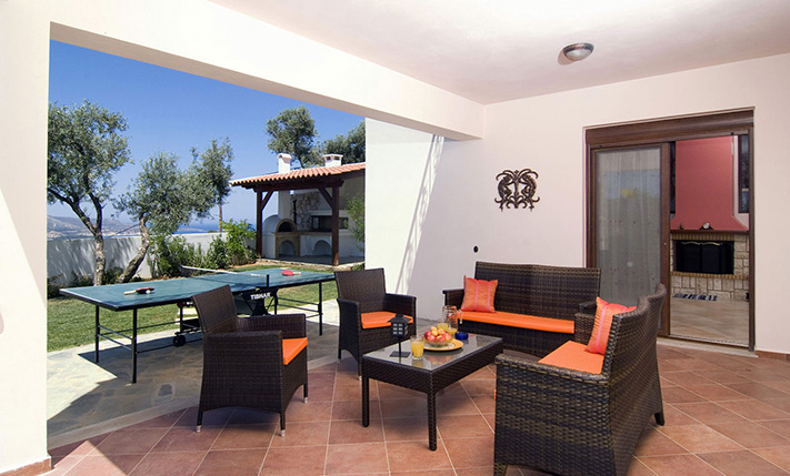 CLOSE TO THE CITY, OVERLOOKING SOUDA BAY