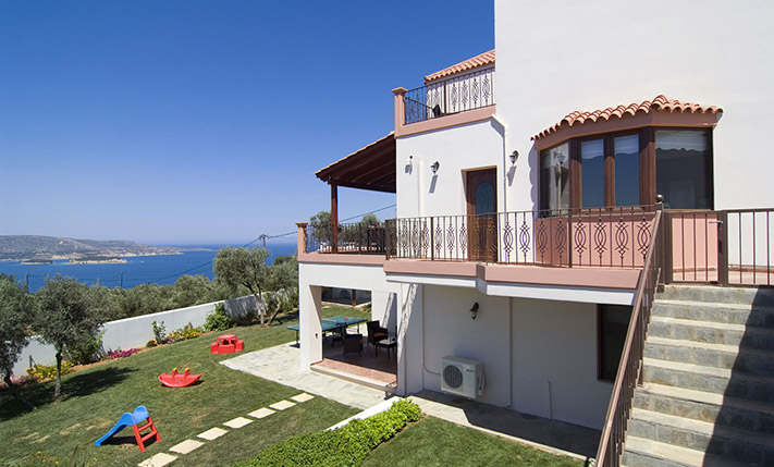 CLOSE TO THE CITY, OVERLOOKING SOUDA BAY