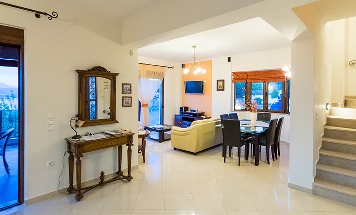 CLOSE TO THE CITY, OVERLOOKING SOUDA BAY