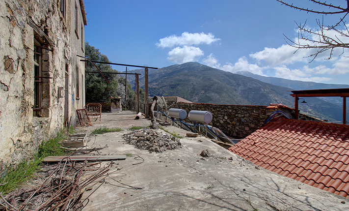 UNCONVERTED FARM-HOUSE WITH VIEWS & GARDEN