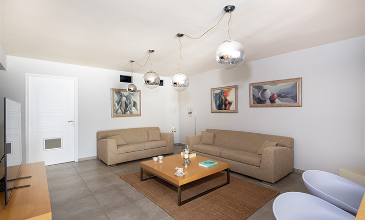 MASTERFULLY BUILT ON A HILLSIDE NEAR MARATHI BEACH