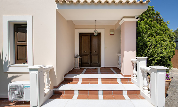 MASTERFULLY BUILT ON A HILLSIDE NEAR MARATHI BEACH