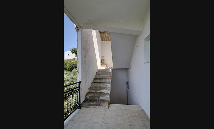 UNDOUBTED POTENTIAL & IMPOSING 270° VIEWS