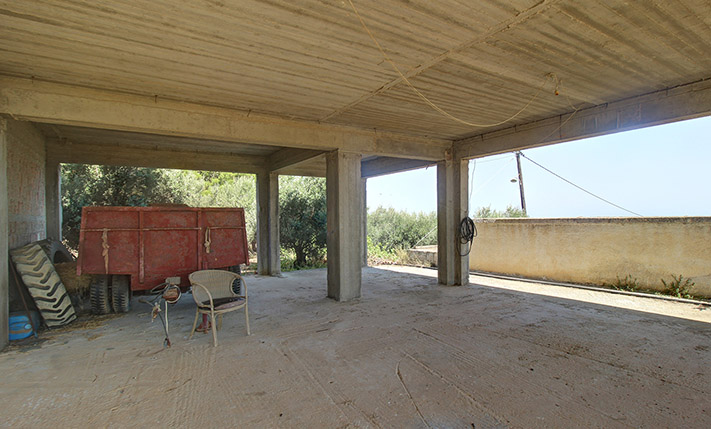 UNDOUBTED POTENTIAL & IMPOSING 270° VIEWS