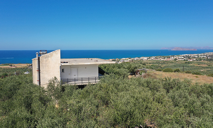 ΑΚΙΝΗΤΟ ΜΕ ΔΥΝΑΜΙΚΗ & ΕΝΤΥΠΩΣΙΑΚΗ ΘΕΑ 270°