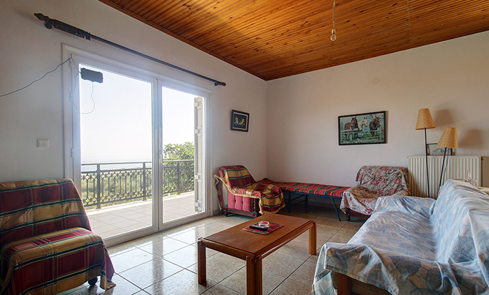 UNDOUBTED POTENTIAL & IMPOSING 270° VIEWS