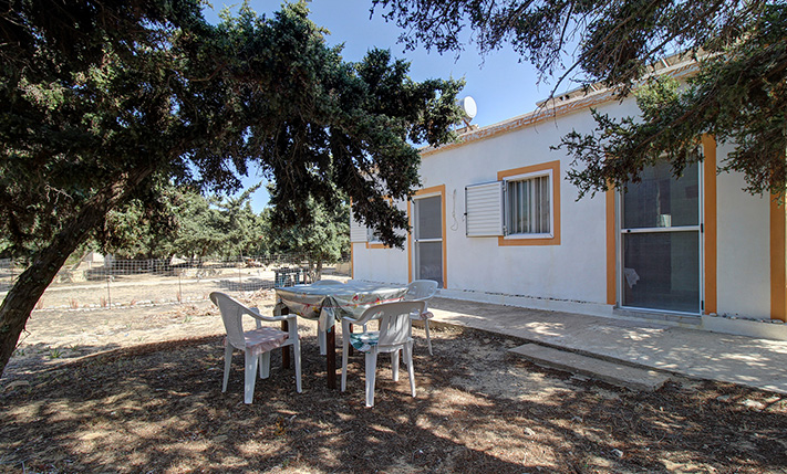 STEPS FROM THE BEACH WITH SPACIOUS EXTERIORS