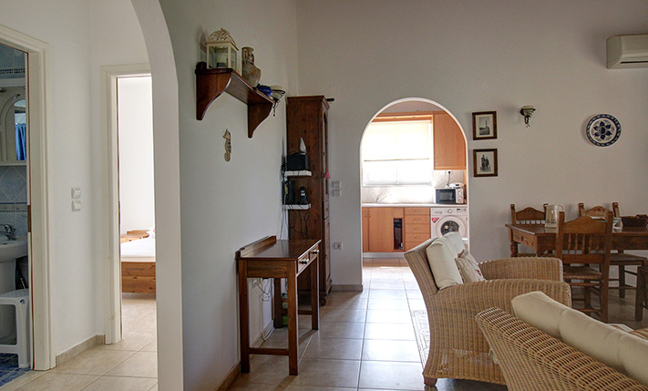 DETACHED, WITH A GUESTS' HOUSE & PRIVATE GARDEN